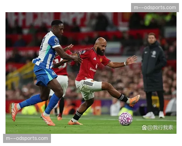 曼联冬窗新援多尔古终迎首秀机会,左路防线获补充 曼联冬窗新援多尔古终迎首秀机会,左路防线获补充